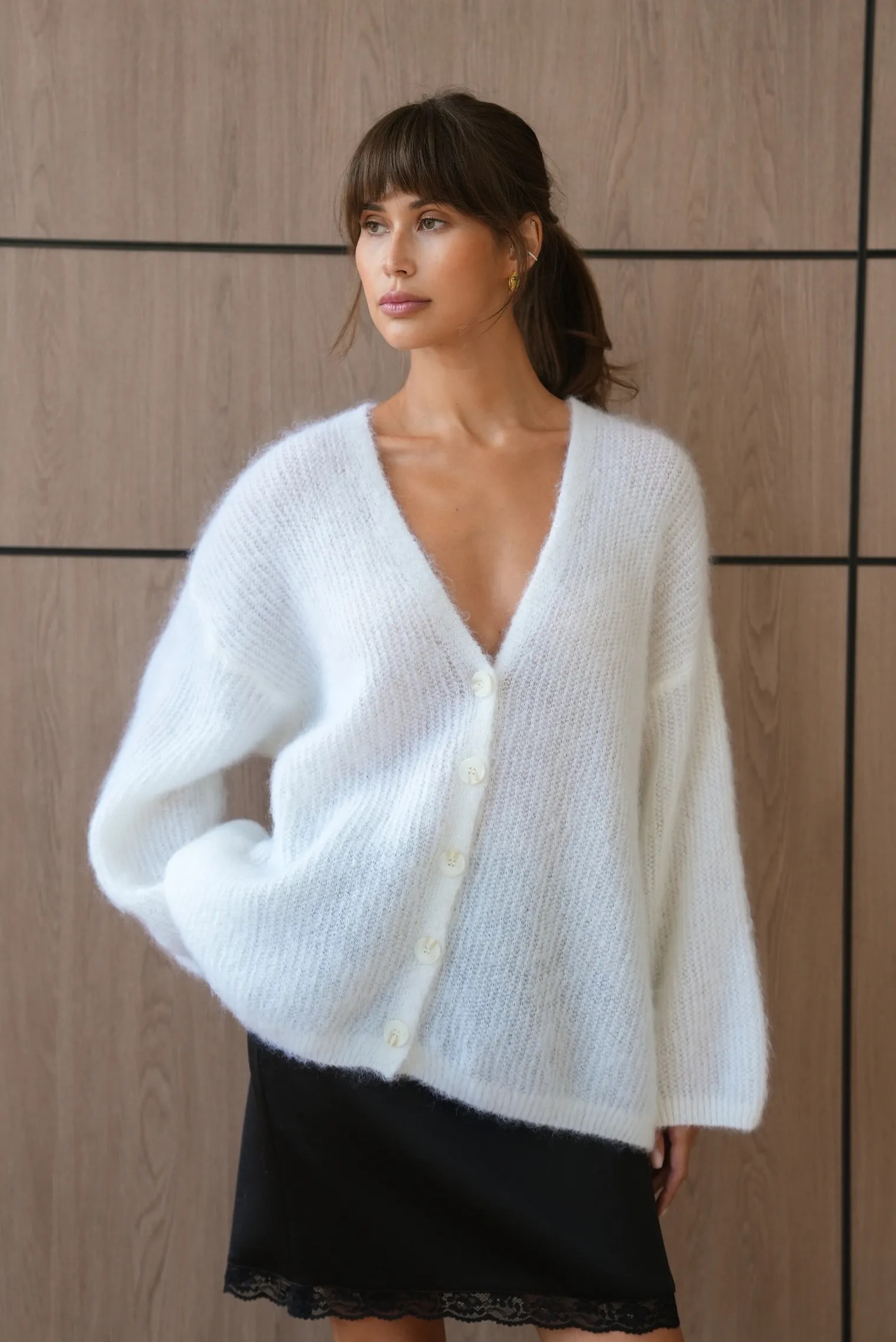Кардиган крупной вязки с пуговицами цвета тофу - фото 3