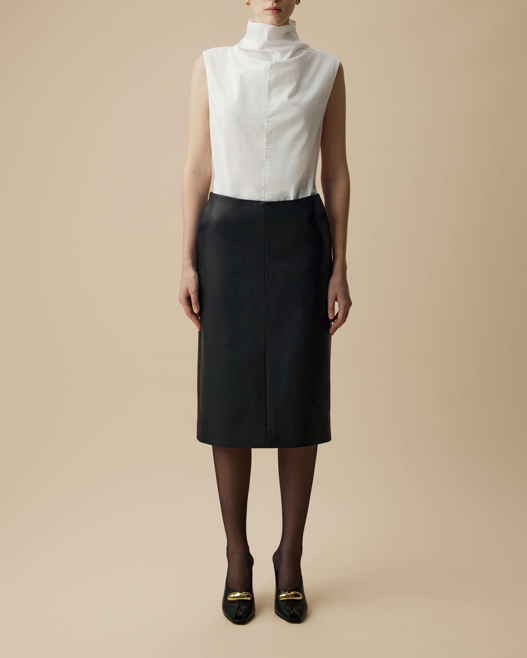 Midi Classic Skirt in Black - фото 2