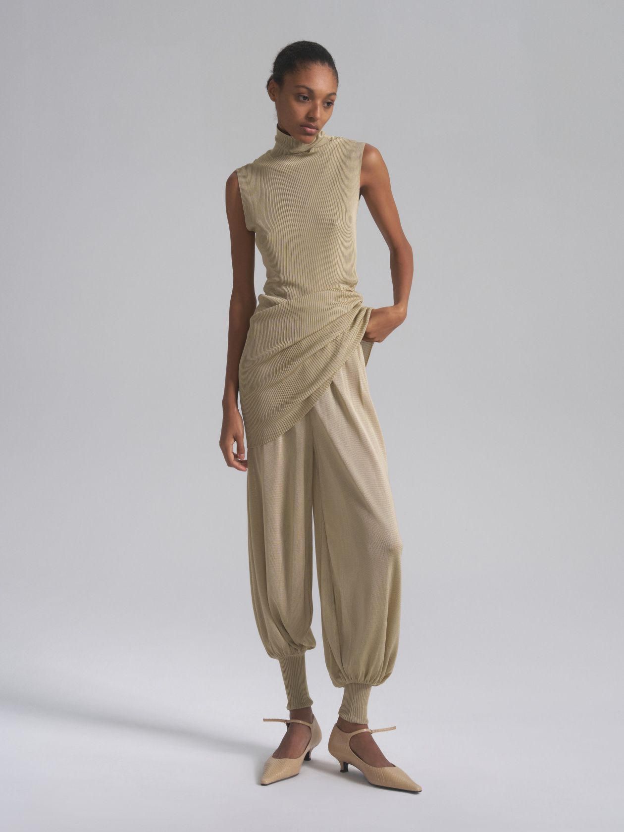 Aladdin silk jersey trousers with cuffs - Level44