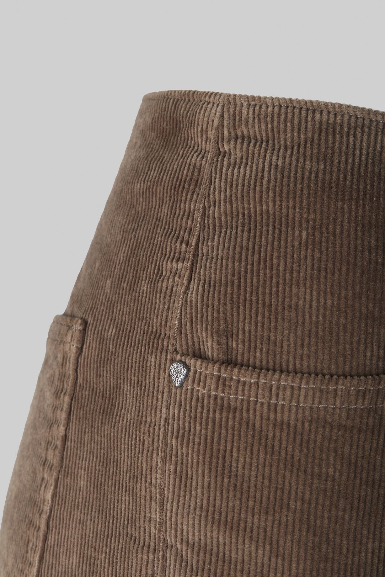 Corduroy jeans casting - фото 5
