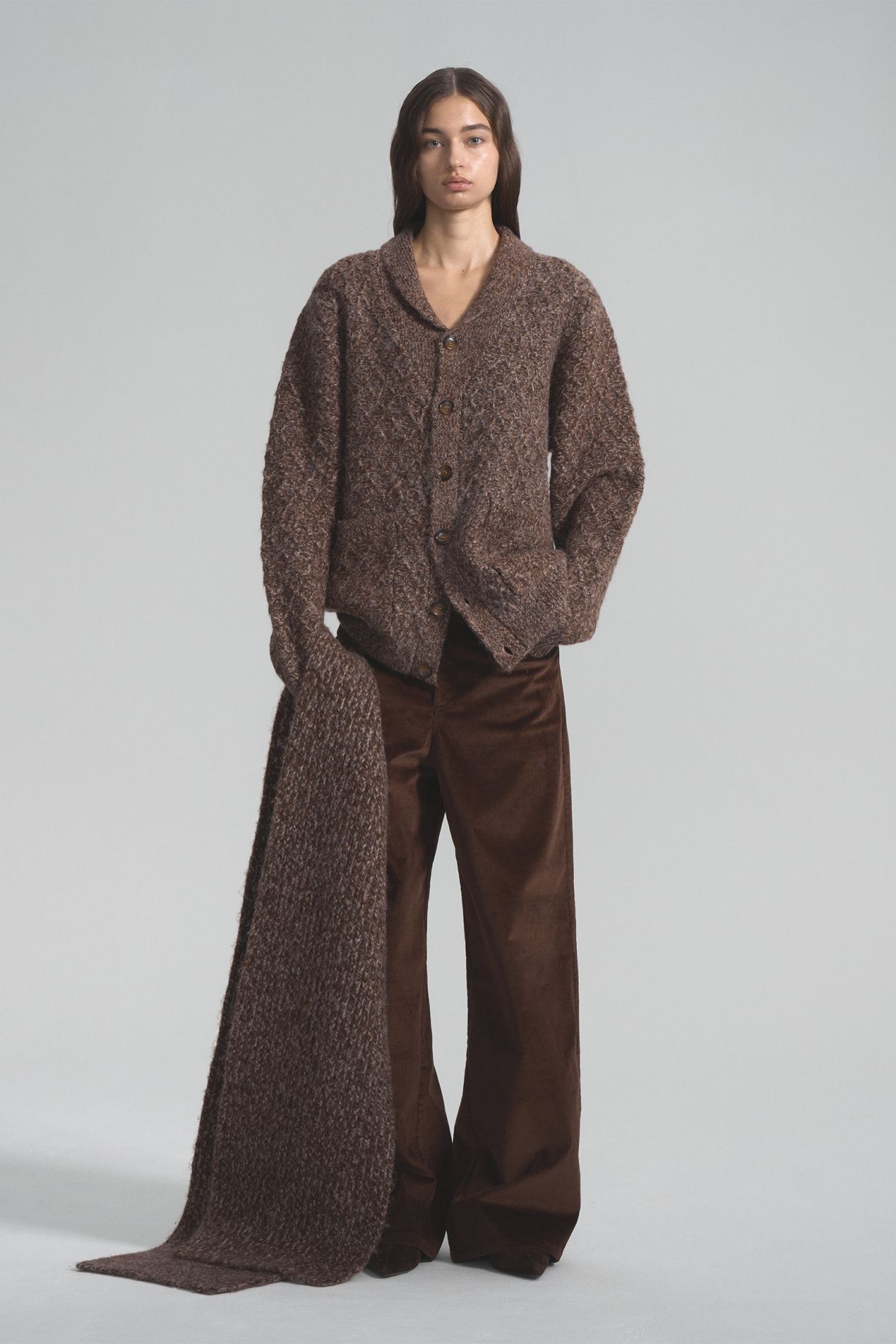 Chalet cardigan with voluminous alpaca wool scarf - фото 2