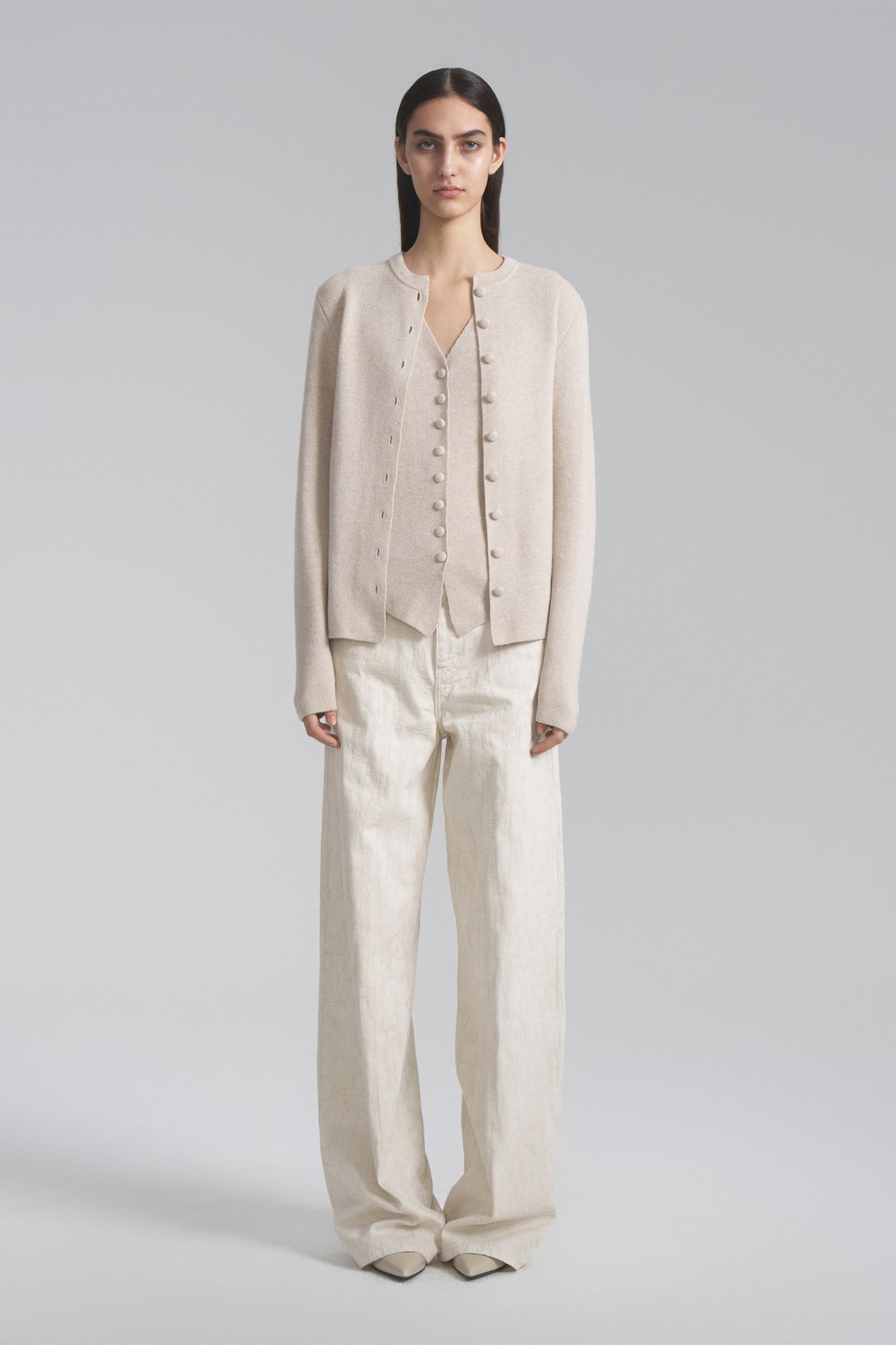Cardigan with buttons made of cashmere and silk - Level44