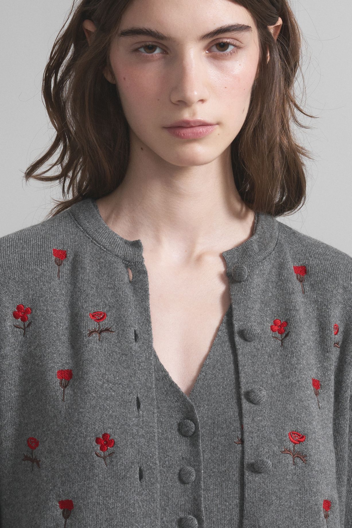 Cardigan with buttons made of cashmere and silk - фото 2
