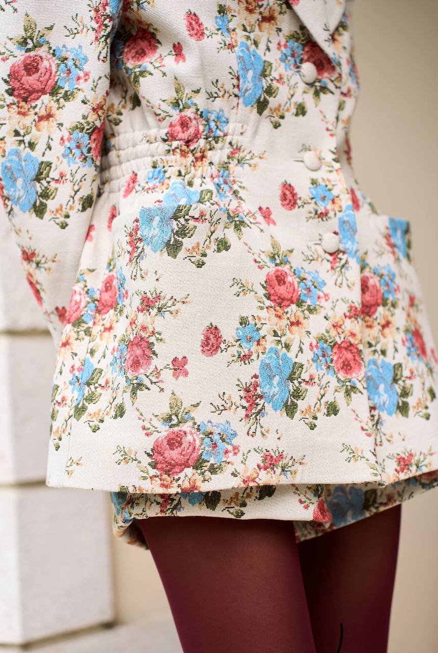 ШОРТЫ GARDEN СВЕТЛЫЕ - Dresserie