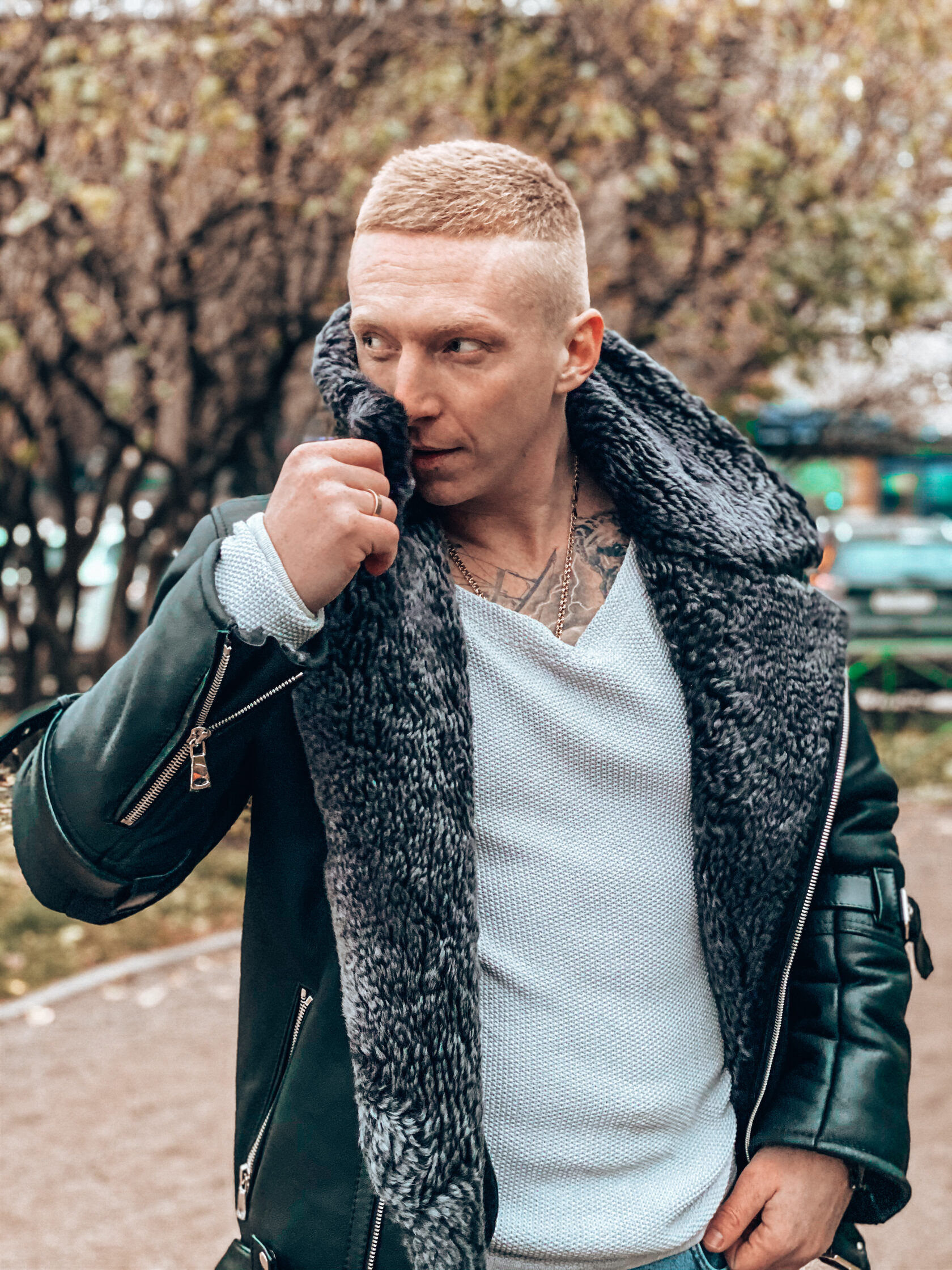 Дубленка-пилот с ремешками на рукавах и нижним поясом - фото 2