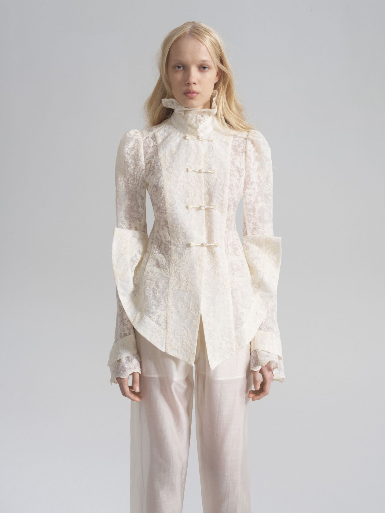 Giselle lace blouse-jacket with voluminous embroidery - фото 6