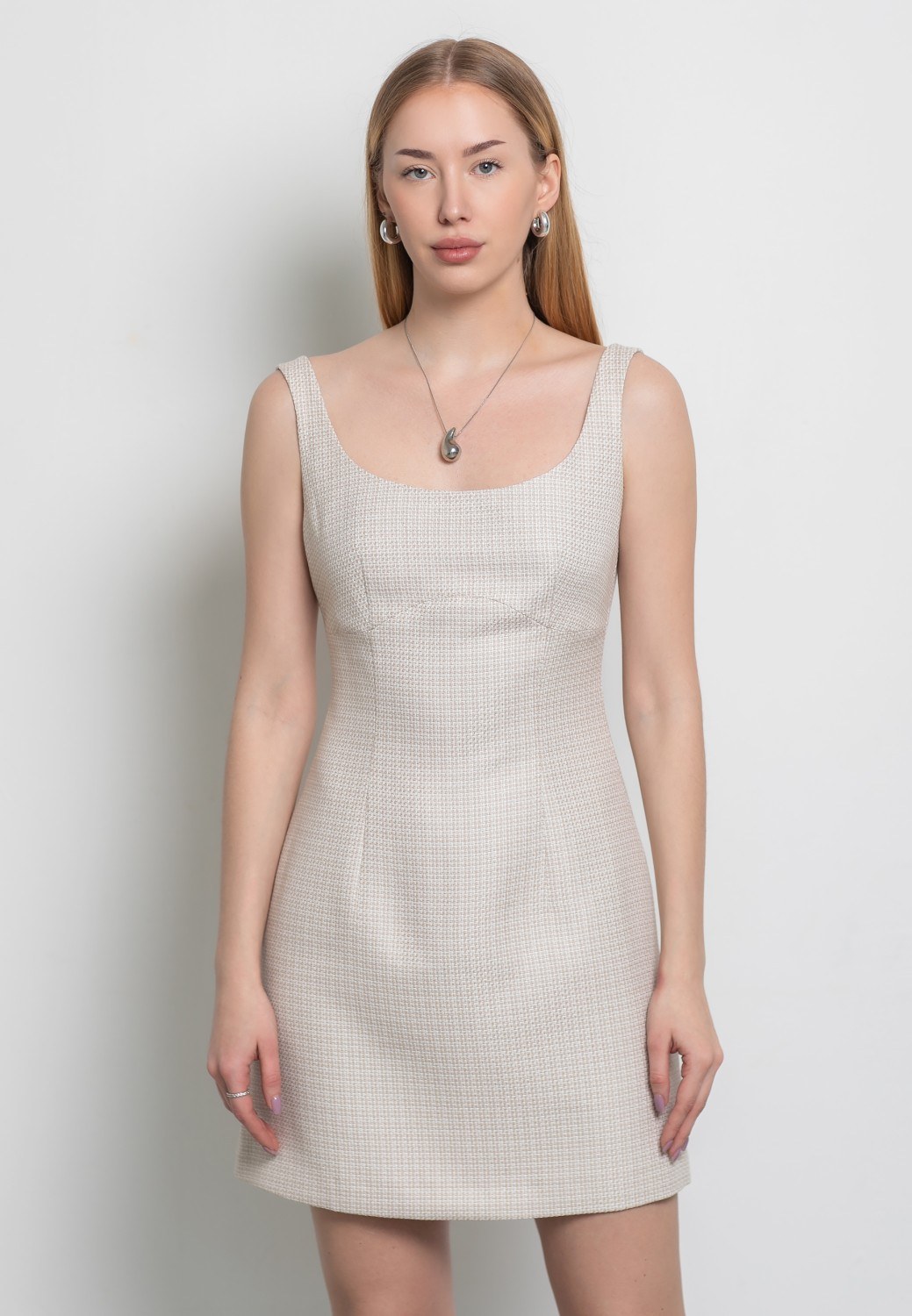 Платье твидовое бежевое — DL Dress