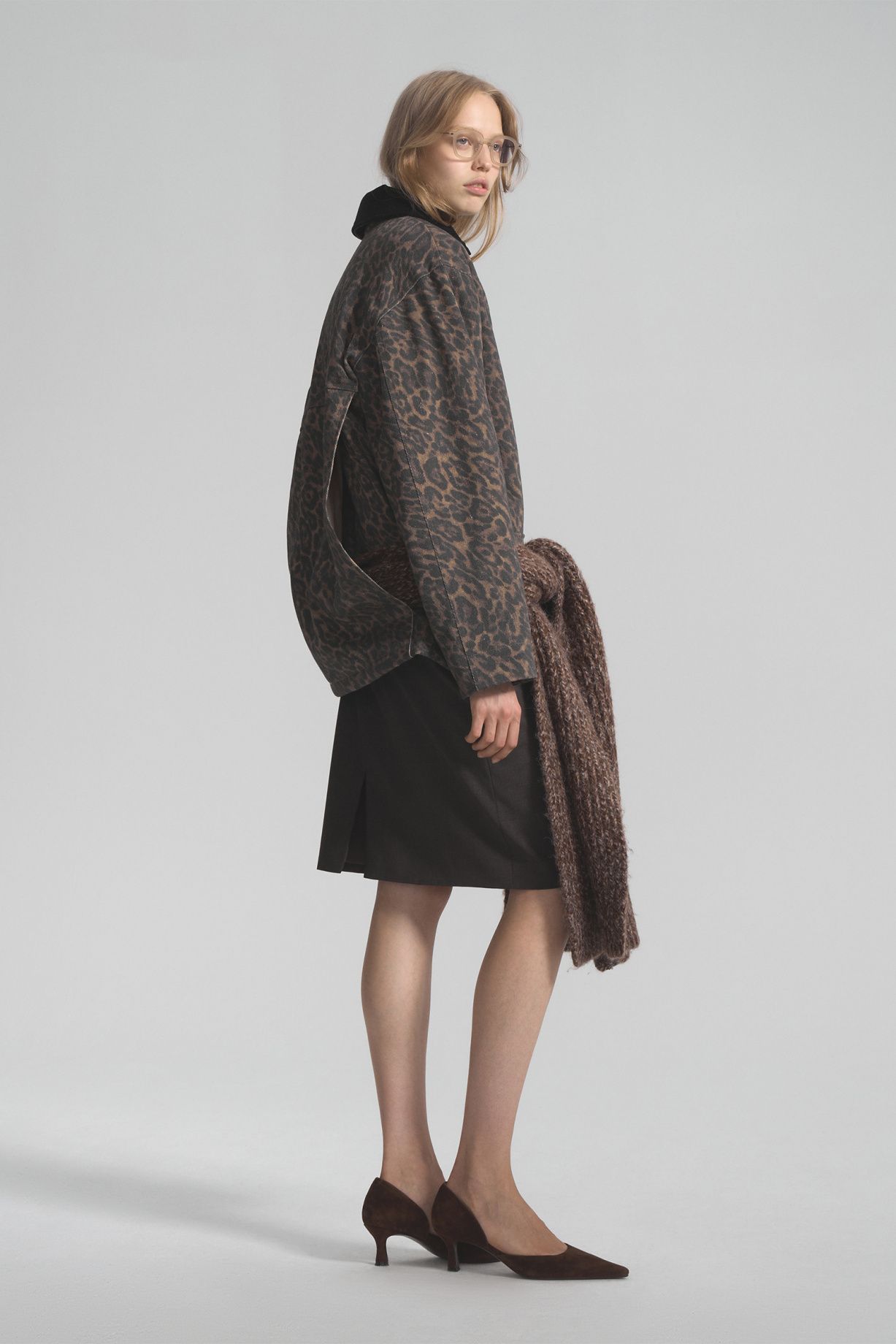 Denim down jacket with leopard print and corduroy collar - фото 6