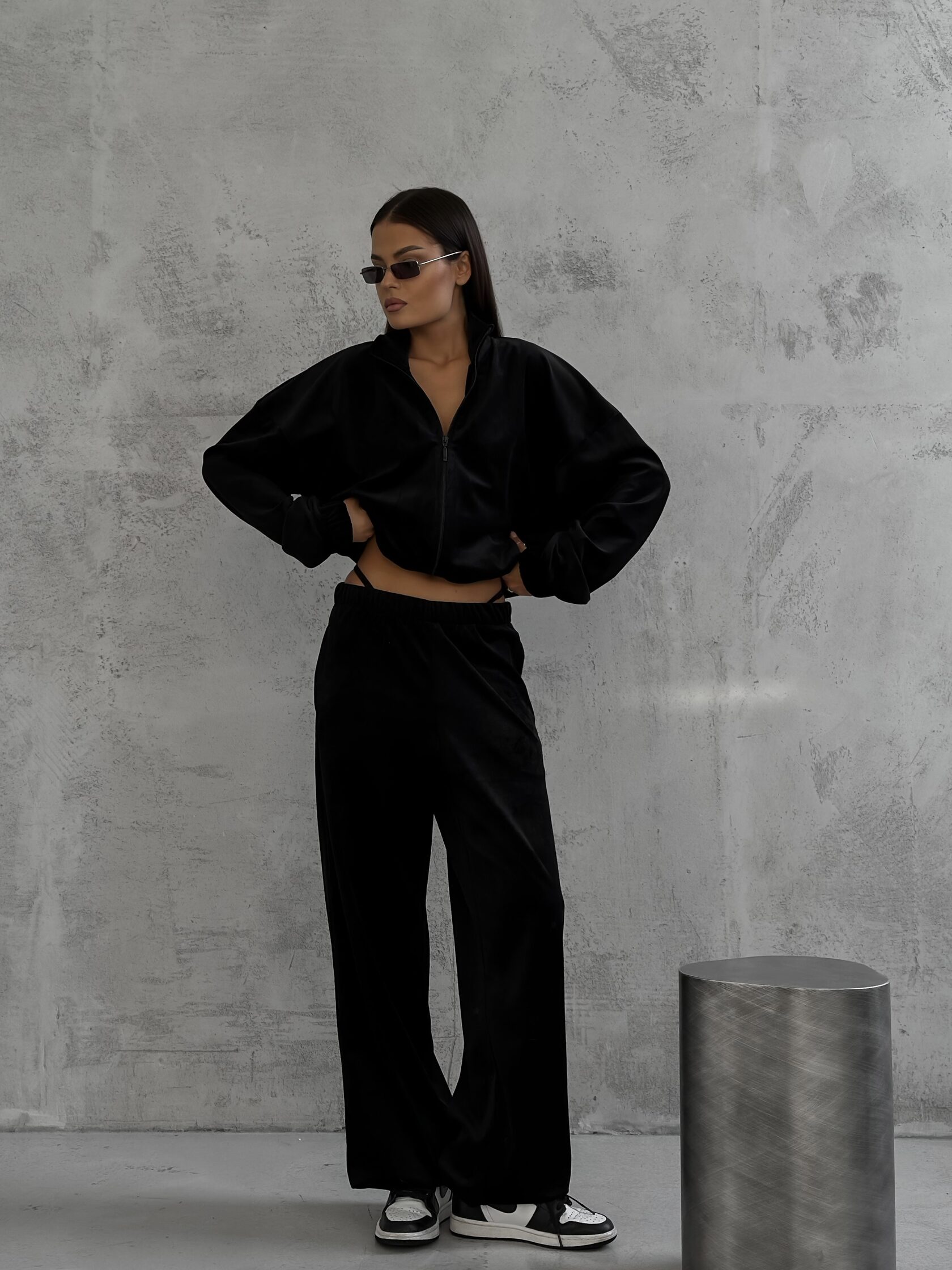 КОСТЮМ VELOUR 2.0 — Amona