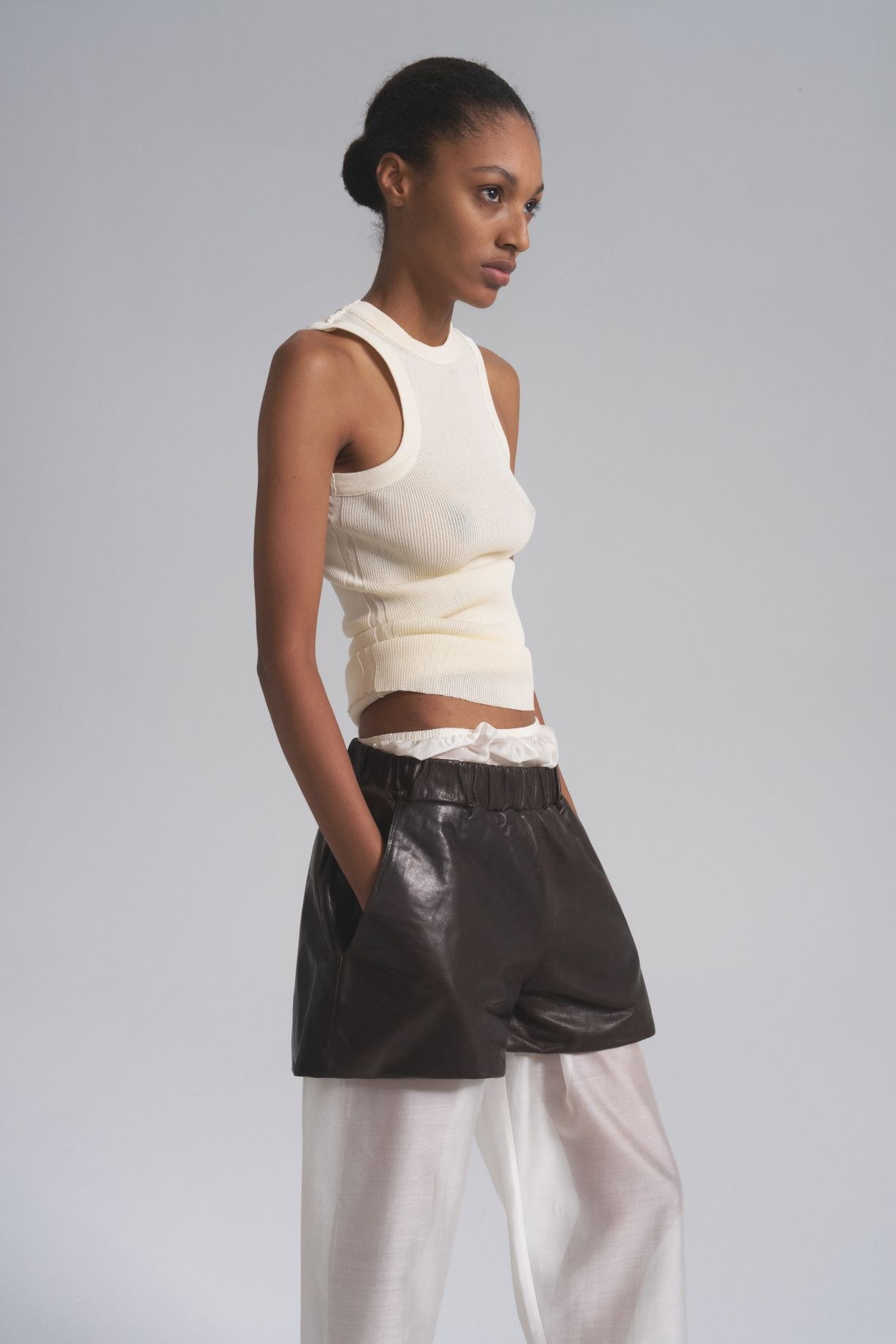Shorts - фото 4