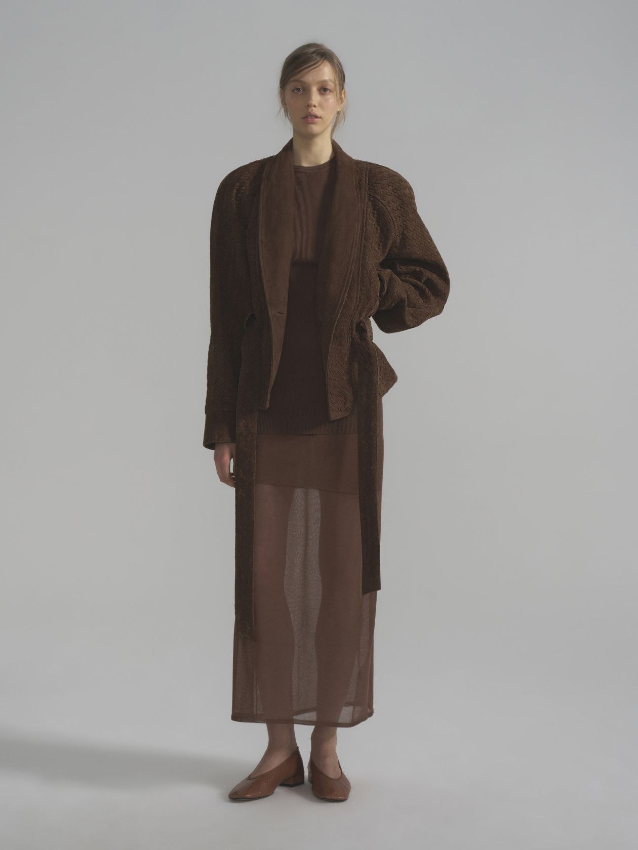 Fitted jacket made of woven suede - фото 4